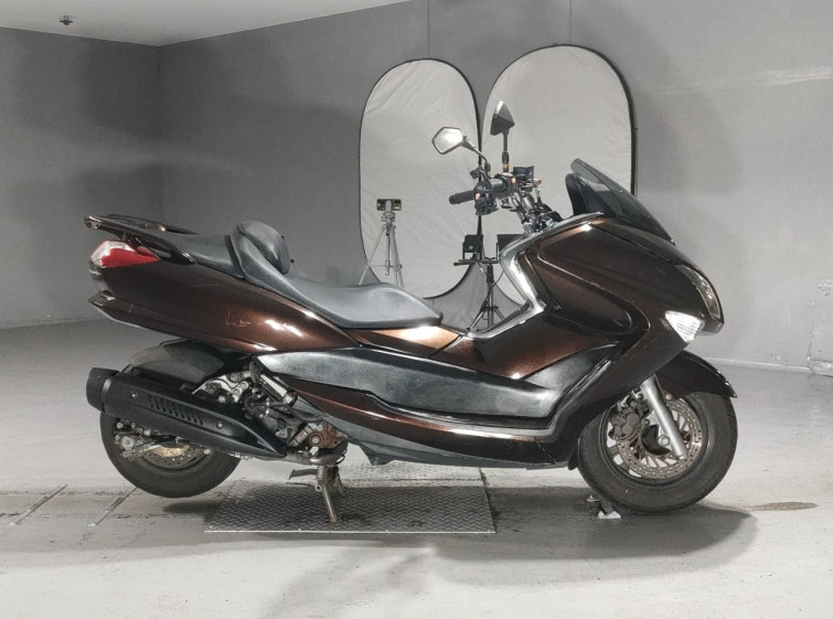 Мотоцикл Yamaha MAJESTY 250 с пробегом 20866 km