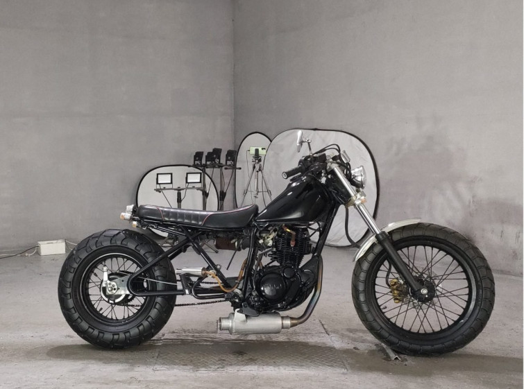 Мотоцикл Yamaha TW200 с пробегом 11856 km