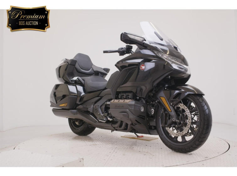 Мотоцикл Honda GL1800 з пробігом 6809 km з пробігом 6809 km