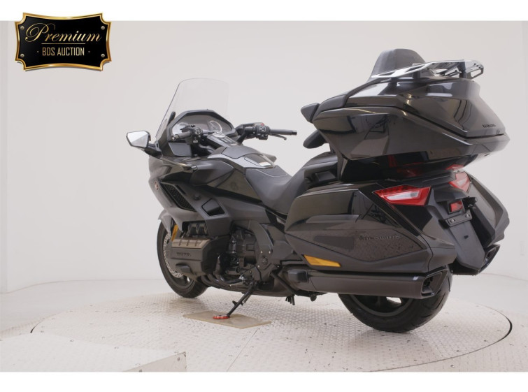 Мотоцикл Honda GL1800 з пробігом 6809 km з пробігом 6809 km