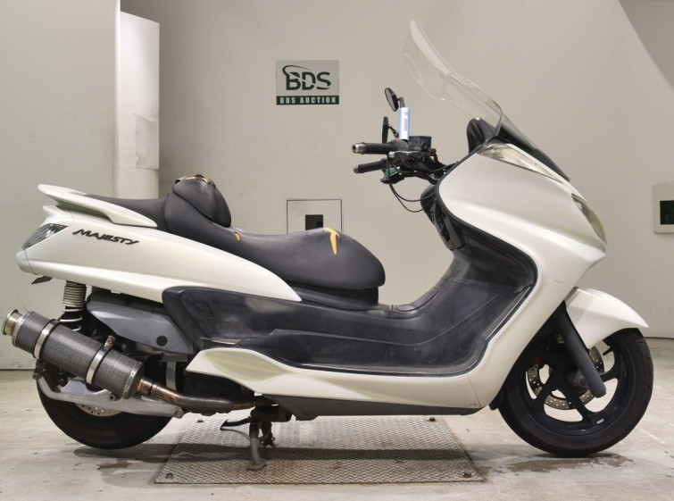 Мотоцикл Yamaha MAJESTY 250 с пробегом 33873 km