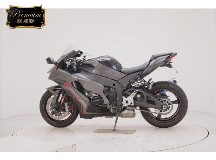 Мотоцикл Kawasaki NINJA ZX-10R с пробегом 8612 km с пробегом 8612 km