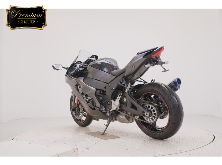 Мотоцикл Kawasaki NINJA ZX-10R с пробегом 8612 km с пробегом 8612 km