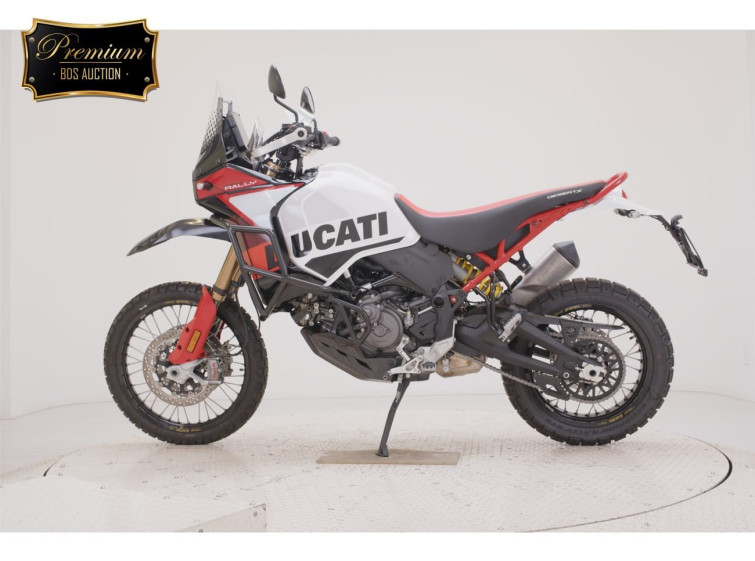 Мотоцикл Ducati DESERT X с пробегом 155 km с пробегом 155 km