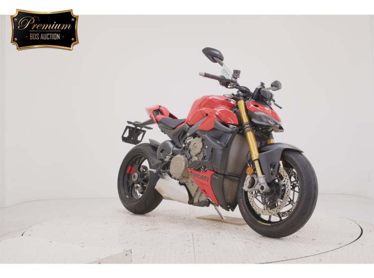 Мотоцикл Ducati STREET FIGHTER V4 з пробігом 3972 km з пробігом 3972 km