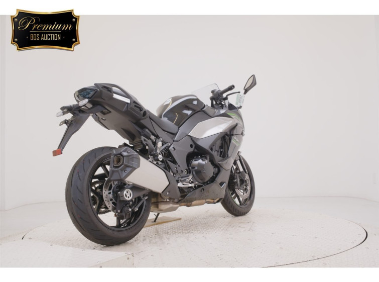 Мотоцикл Kawasaki ninja 1000 sx з пробігом 677 km з пробігом 677 km