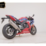 Мотоцикл Honda CBR1000RR SP с пробегом 3558 km с пробегом 3558 km