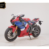 Мотоцикл Honda CBR1000RR SP с пробегом 3558 km с пробегом 3558 km