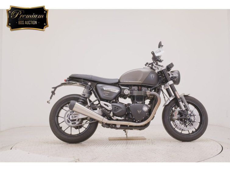 Мотоцикл Triumph SPEED TWIN з пробігом 994 km