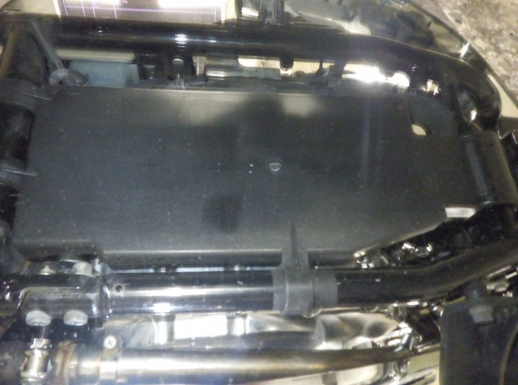 Мотоцикл Suzuki INTRUDER 400 CLASSIC с пробегом 11476 km с пробегом 11476 km