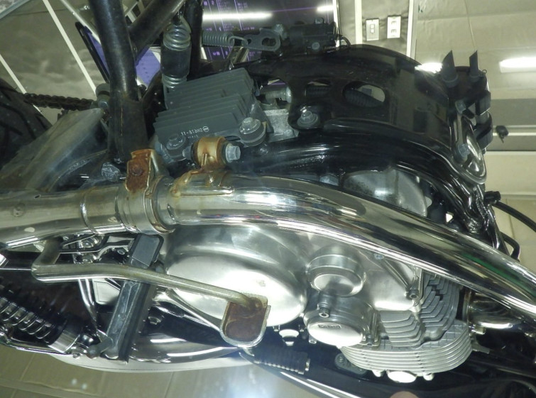 Мотоцикл Yamaha SR400 з пробігом 1256 km з пробігом 1256 km