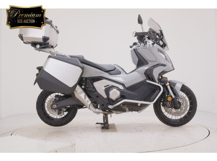 Мотоцикл Honda X-ADV750-2 з пробігом 9433 km з пробігом 9433 km