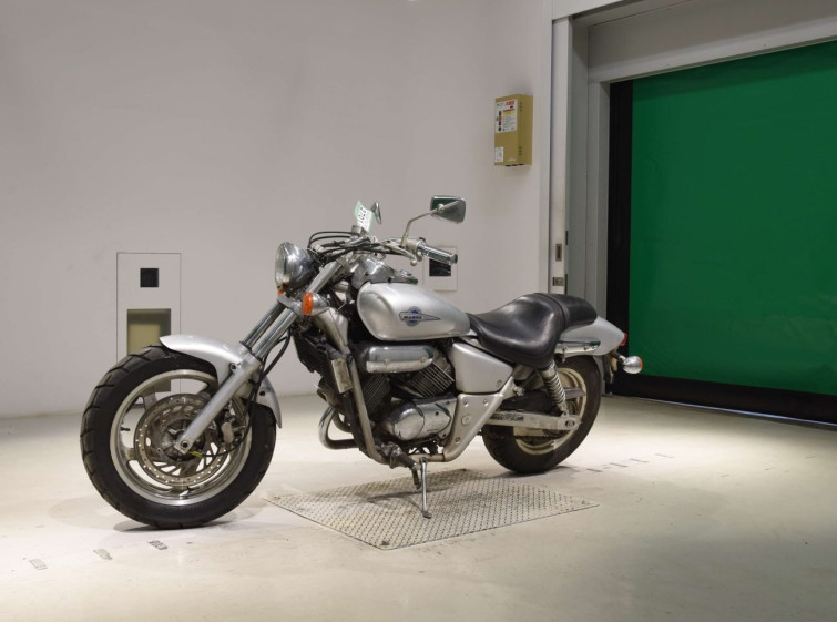 Мотоцикл Honda MAGNA250 с пробегом 12164 km с пробегом 12164 km