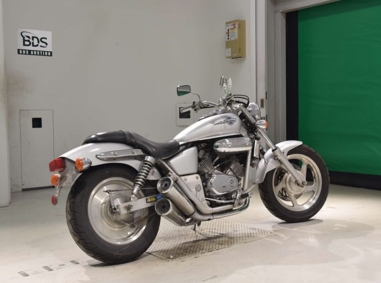 Мотоцикл Honda MAGNA250 с пробегом 12164 km с пробегом 12164 km