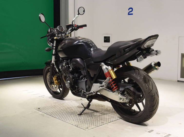 Мотоцикл Honda CB400SF с пробегом 26099 km с пробегом 26099 km