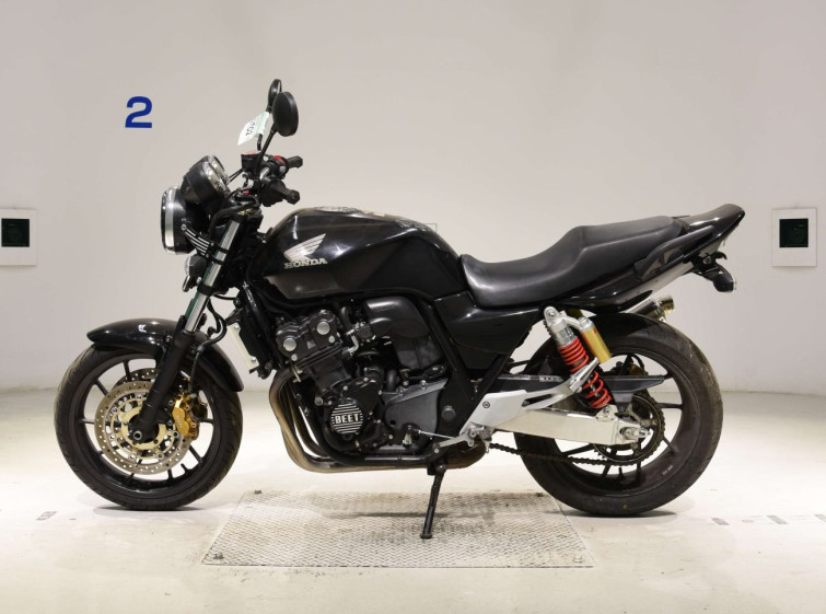 Мотоцикл Honda CB400SF с пробегом 26099 km с пробегом 26099 km