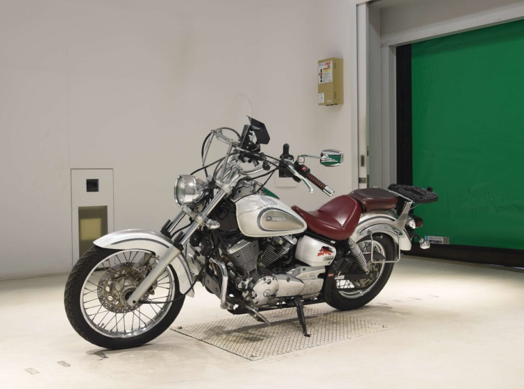 Мотоцикл Yamaha DRAGSTAR XVS250 з пробігом 33552 km з пробігом 33552 km