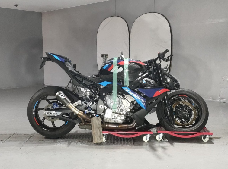 Мотоцикл BMW M1000R