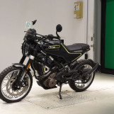 Мотоцикл Husqvarna SVARTPILEN 401 с пробегом 10842 km с пробегом 10842 km