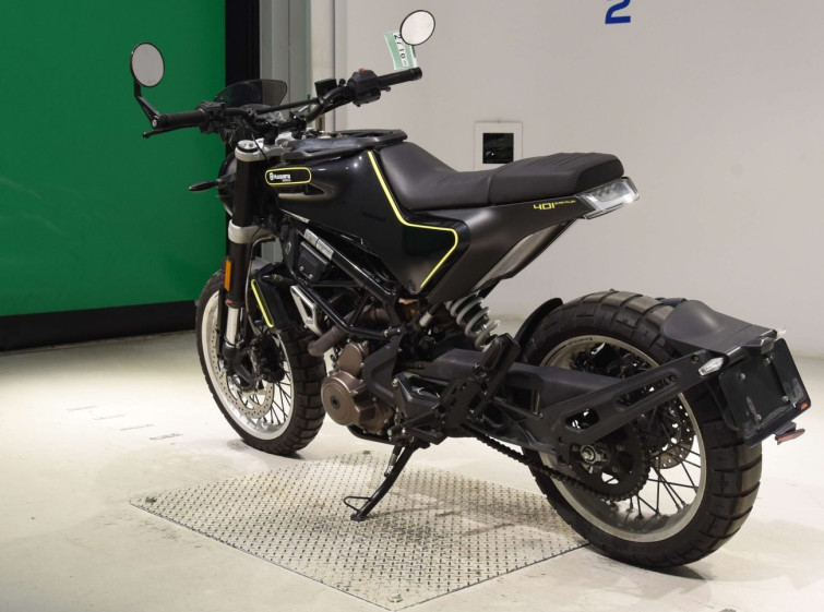 Мотоцикл Husqvarna SVARTPILEN 401 с пробегом 10842 km с пробегом 10842 km