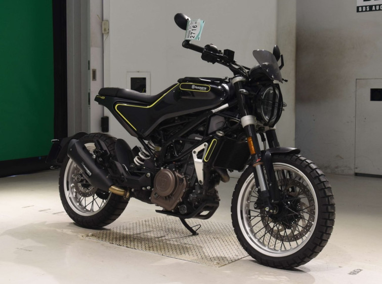 Мотоцикл Husqvarna SVARTPILEN 401 с пробегом 10842 km с пробегом 10842 km