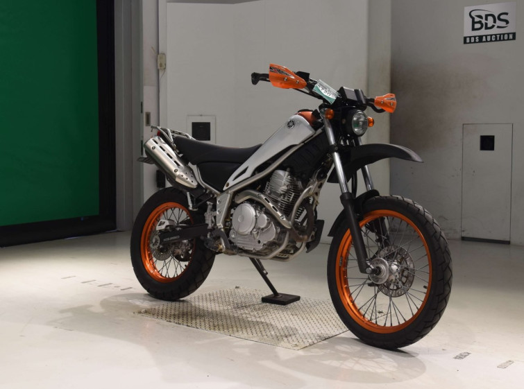 Мотоцикл Yamaha TRICKER с пробегом 18992 km с пробегом 18992 km