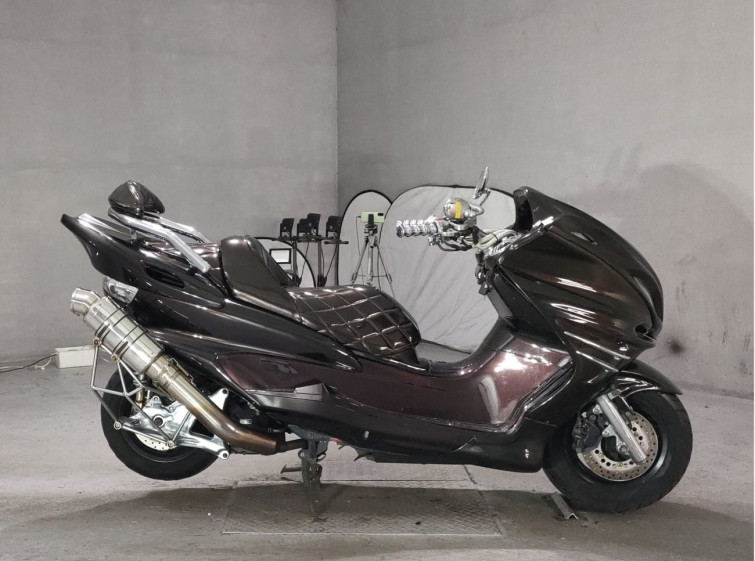 Мотоцикл Yamaha MAJESTY 250C з пробігом 16210 km