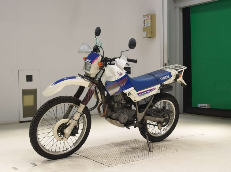 Мотоцикл Yamaha SEROW XT225 с пробегом 27901 km с пробегом 27901 km