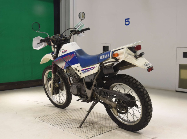 Мотоцикл Yamaha SEROW XT225 с пробегом 27901 km с пробегом 27901 km