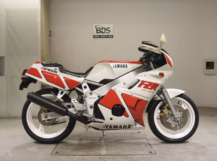 Мотоцикл Yamaha FZR400 з пробігом 20208 km