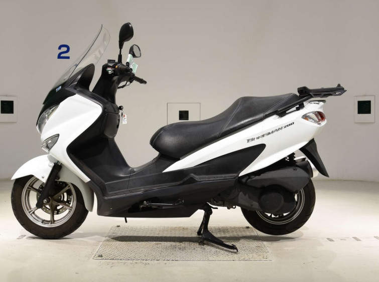Мотоцикл Suzuki BURGMAN200 с пробегом 15439 km с пробегом 15439 km