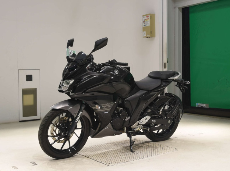 Мотоцикл Yamaha FZ25 з пробігом 27262 km з пробігом 27262 km