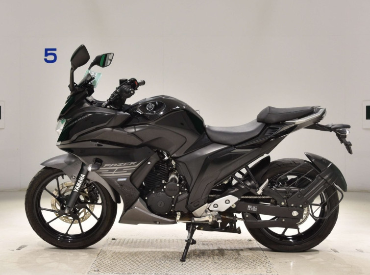 Мотоцикл Yamaha FZ25 з пробігом 27262 km з пробігом 27262 km