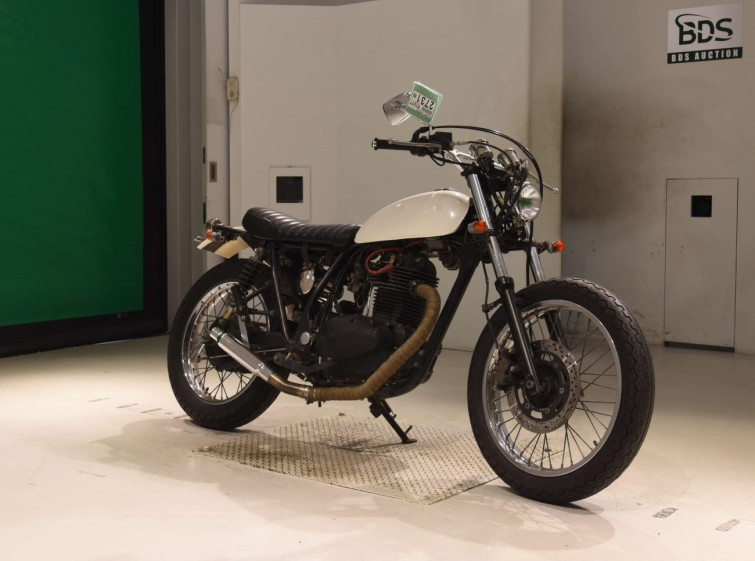 Мотоцикл Kawasaki 250TR з пробігом 4303 km з пробігом 4303 km