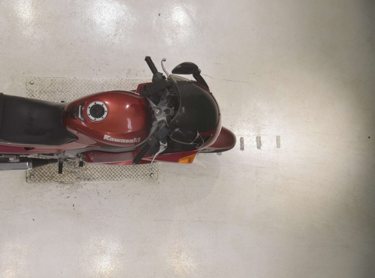 Мотоцикл Kawasaki ZZ-R250 з пробігом 31374 km з пробігом 31374 km