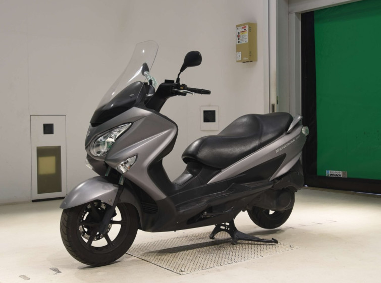 Мотоцикл Suzuki BURGMAN200 з пробігом 58275 km з пробігом 58275 km