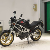 Мотоцикл Honda VTR250 с пробегом 7253 km с пробегом 7253 km