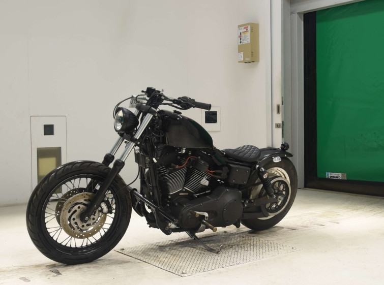 Мотоцикл HD SUPER GLIDE FXDX1450 з пробігом 17608 km з пробігом 17608 km