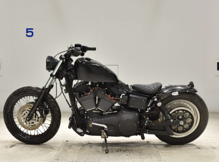 Мотоцикл HD SUPER GLIDE FXDX1450 з пробігом 17608 km з пробігом 17608 km