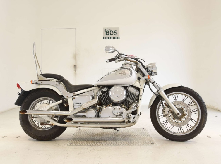 Мотоцикл Yamaha DRAGSTAR XVS400