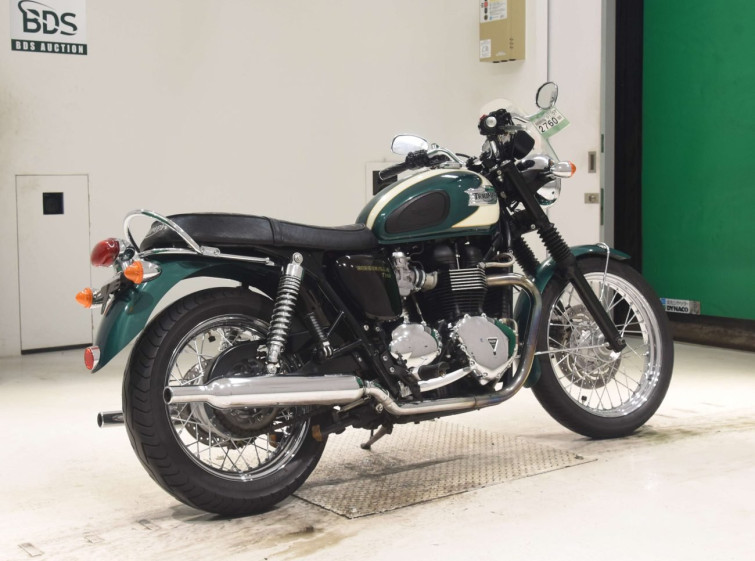 Мотоцикл Triumph BONNEVILLE T100 з пробігом 18073 km з пробігом 18073 km