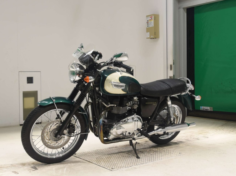 Мотоцикл Triumph BONNEVILLE T100 з пробігом 18073 km з пробігом 18073 km
