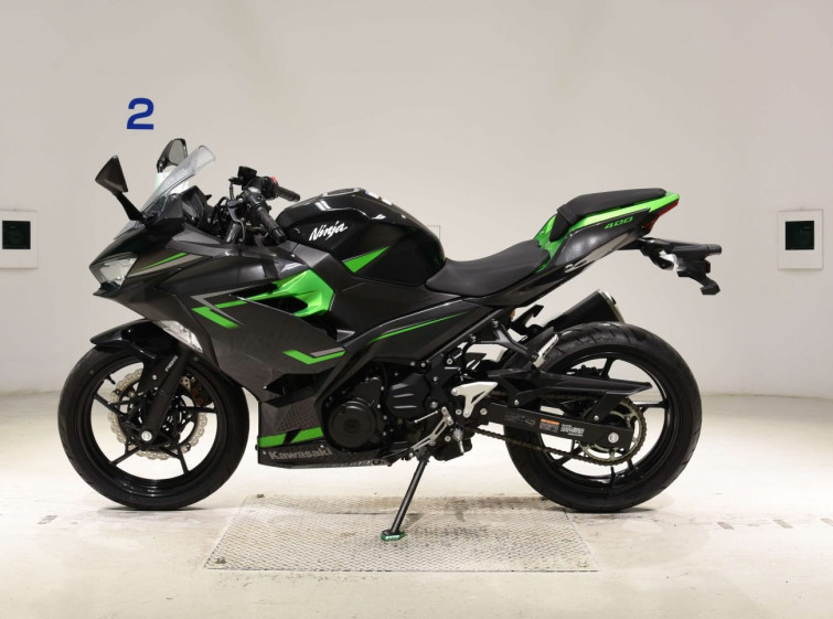 Мотоцикл Kawasaki NINJA400 с пробегом 2839 km с пробегом 2839 km