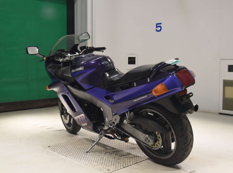 Мотоцикл Kawasaki ZZ-R1100 з пробігом 53722 km з пробігом 53722 km