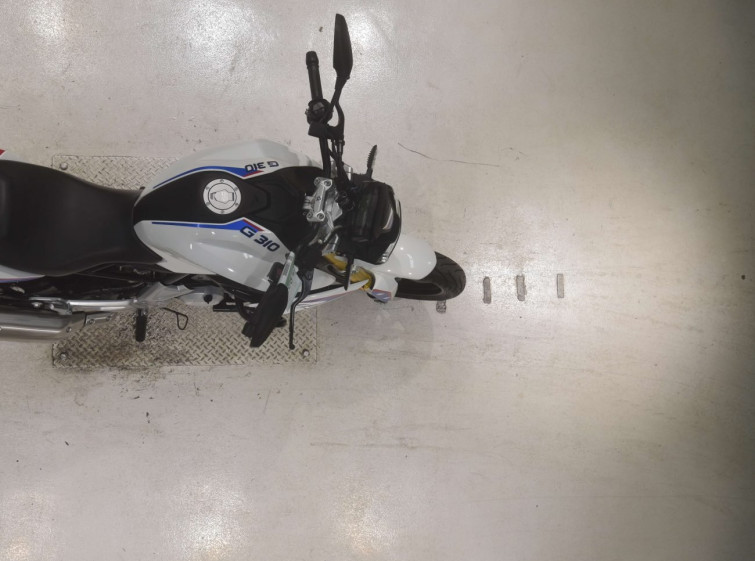 Мотоцикл BMW G310R с пробегом 10923 km с пробегом 10923 km