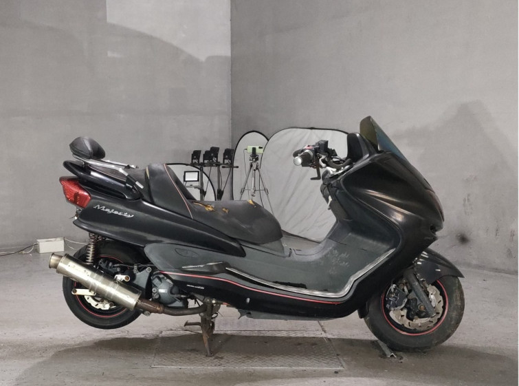 Мотоцикл Yamaha MAJESTY 250