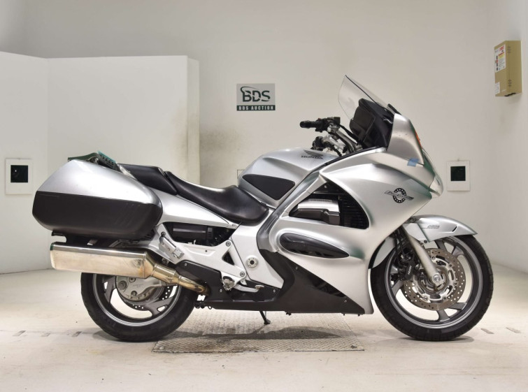 Мотоцикл Honda ST1300 PAN EUROPEAN с пробегом 29101 km с пробегом 29101 km