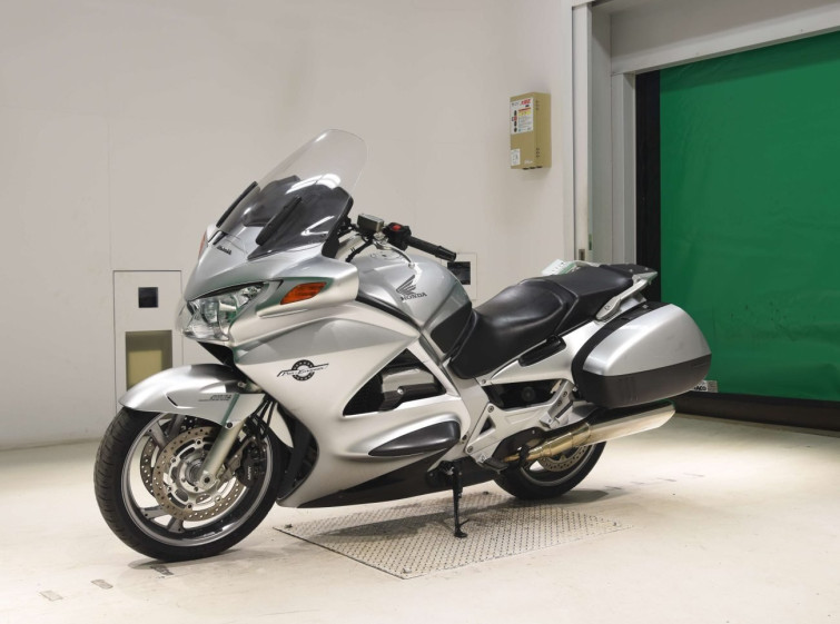 Мотоцикл Honda ST1300 PAN EUROPEAN с пробегом 29101 km с пробегом 29101 km