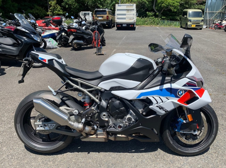 Мотоцикл BMW S1000RR Mﾊﾟｯｹ з пробігом 100 km