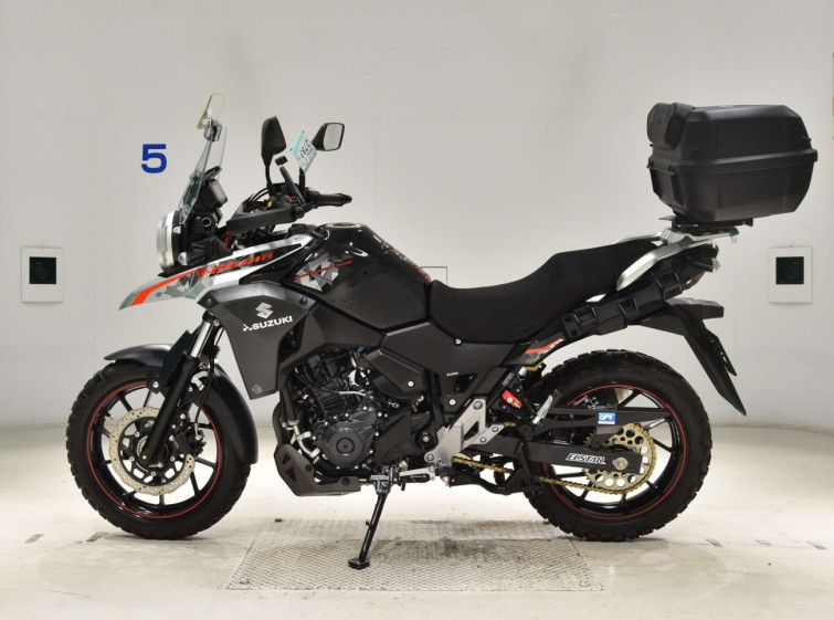 Мотоцикл Suzuki V-STROM DL250 з пробігом 14562 km з пробігом 14562 km